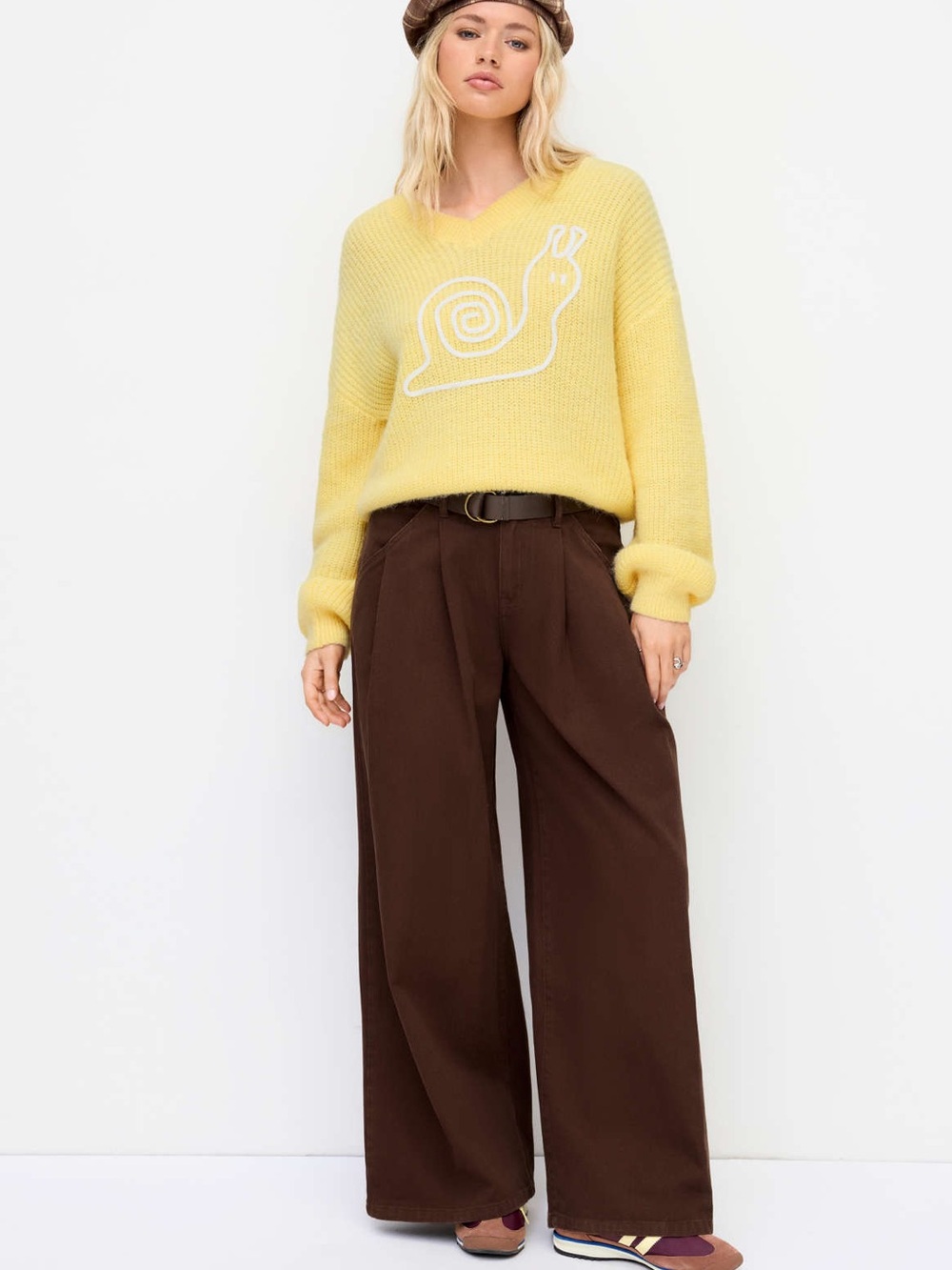 Cider Denim Low Rise Pleated Wide Leg Jeans with Belt Brown L - Picture 5 of 11